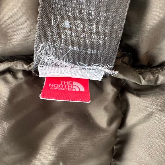 North Face Ladies Green Midi 600 Fill Goose Down Puff Jacket Size Medium Winter - Picture 8 of 12